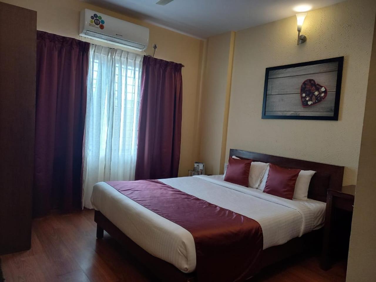 Chocolat House Hotel Бангалор Екстериор снимка