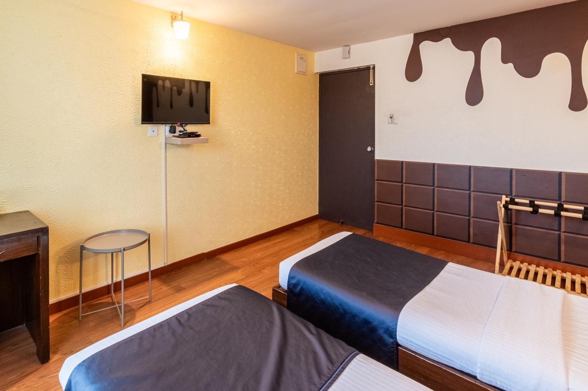 Chocolat House Hotel Бангалор Екстериор снимка