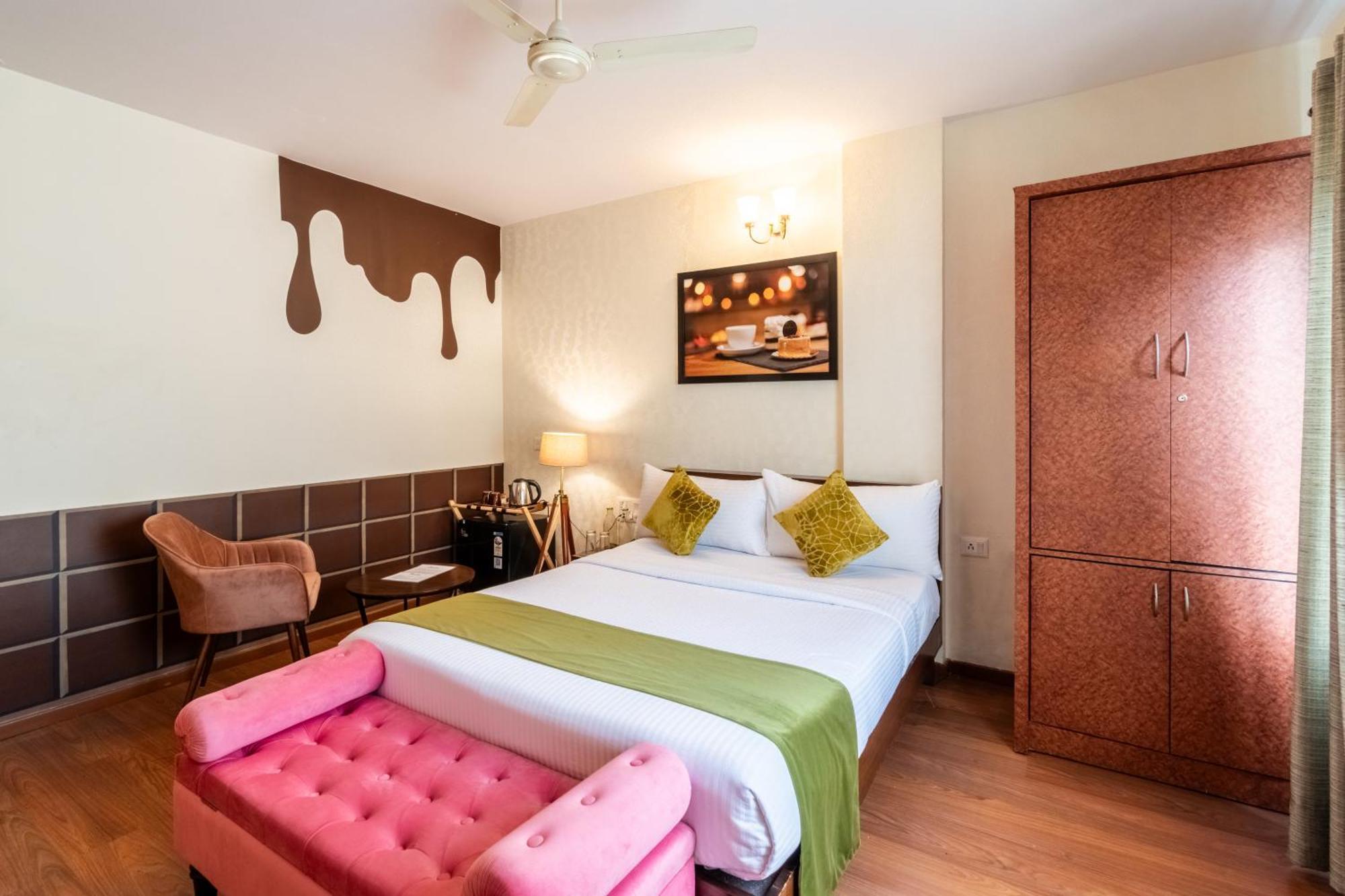 Chocolat House Hotel Бангалор Екстериор снимка